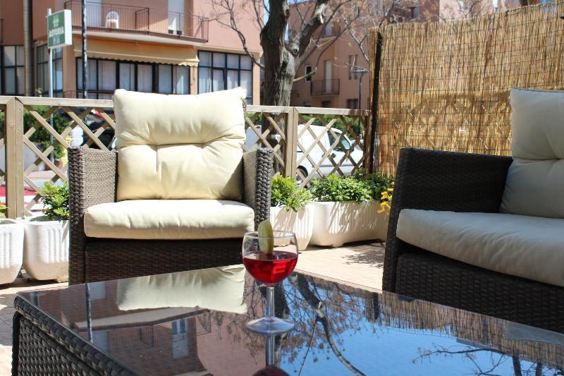 Hotel Caesar Песаро Екстериор снимка